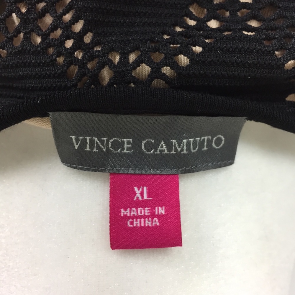 Vince Camuto Blak Top & Skirt set size M / XL - Picture 4 of 8